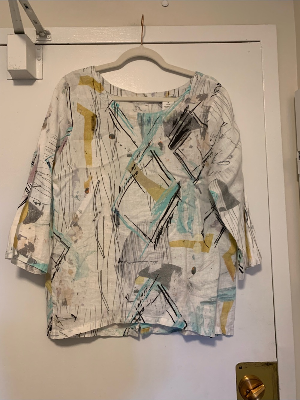 Abstract Print White Linen Women's Top